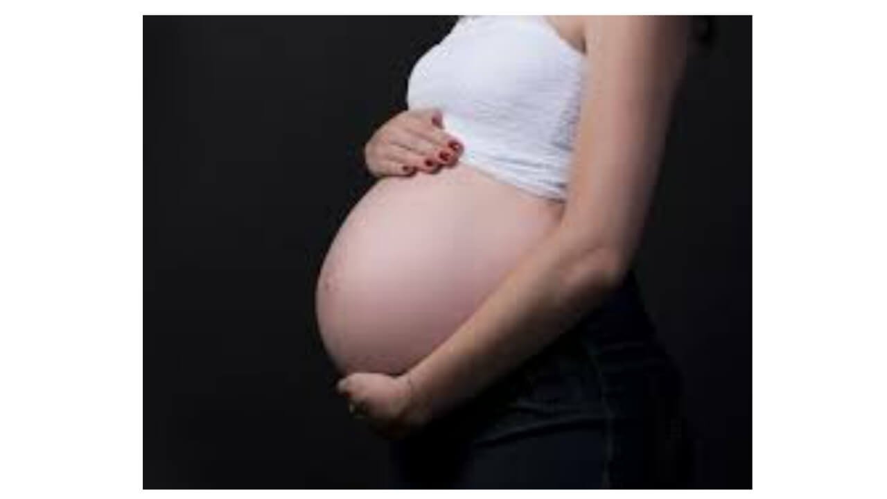 Normal vs cesarean delivery in hindi